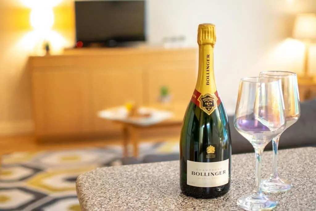 The Reek At The Harbour Mills By Shortstays Westport