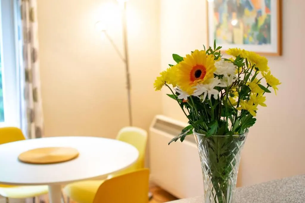 The Reek At The Harbour Mills By Shortstays Westport 0*,  Irland